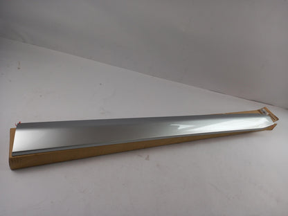 Original OE MITSUBISHI Tür Zierleiste 5727A030