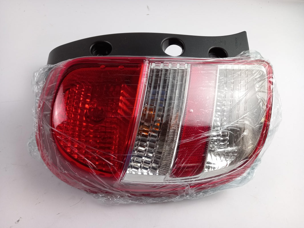 Original OE NISSAN Heckleuchte 265551HA0B