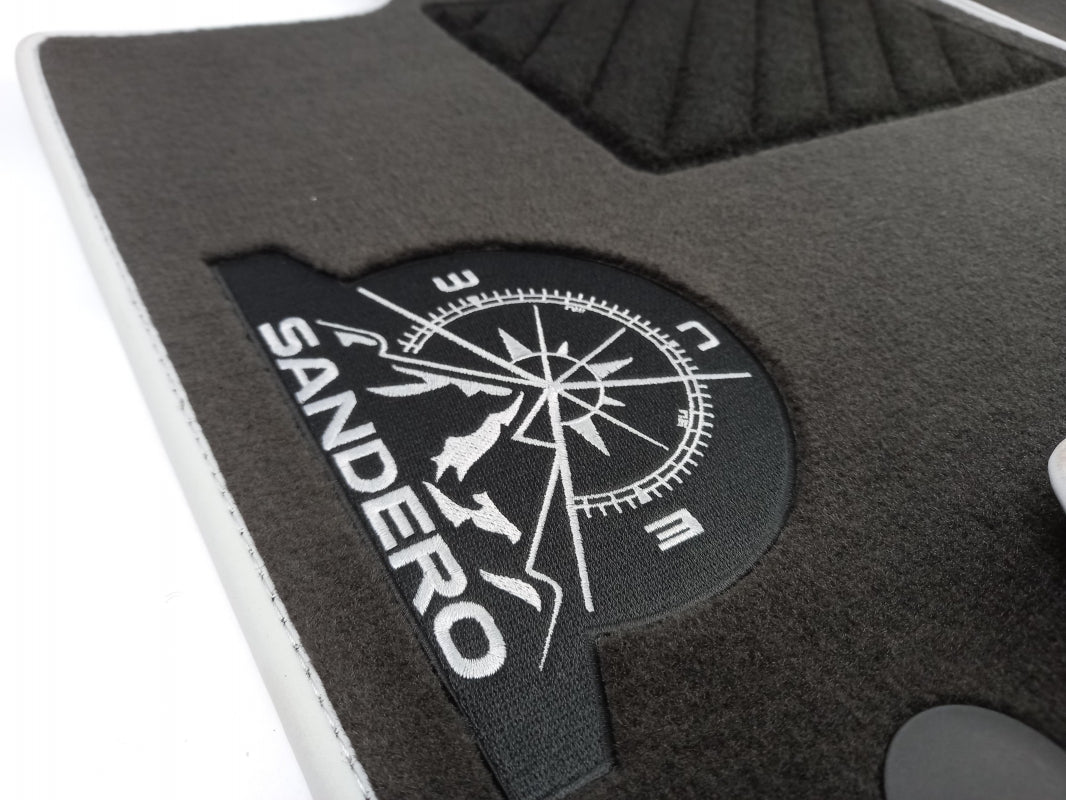 Original RENAULT DACIA Sandero II Fußmattensatz 4-teilig Textil 8201481336