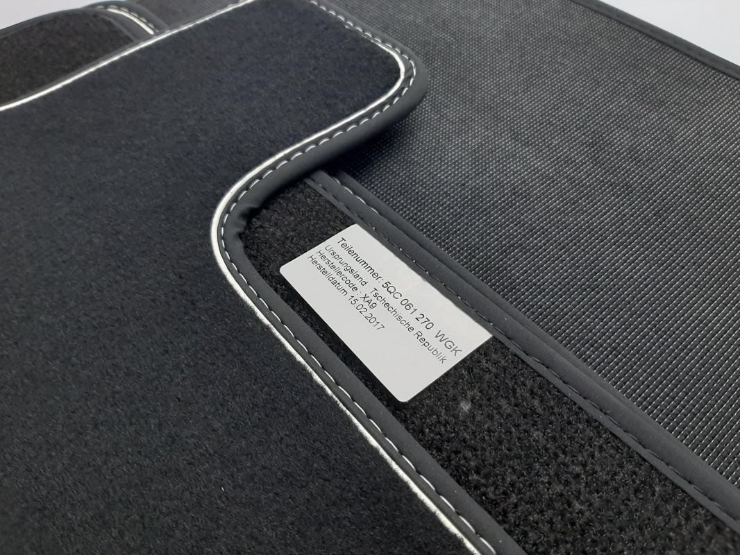 Original VW Touran 5T RHD Fußmattensatz 4-tlg Textil satinschwarz 5QC061270WGK
