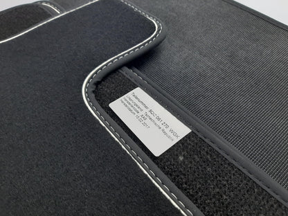 Original VW Touran 5T RHD Fußmattensatz 4-tlg Textil satinschwarz 5QC061270WGK