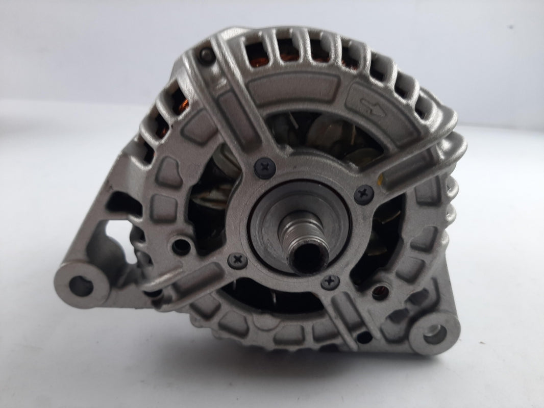 Original OE Volkswagen Lichtmaschine 038903018FX