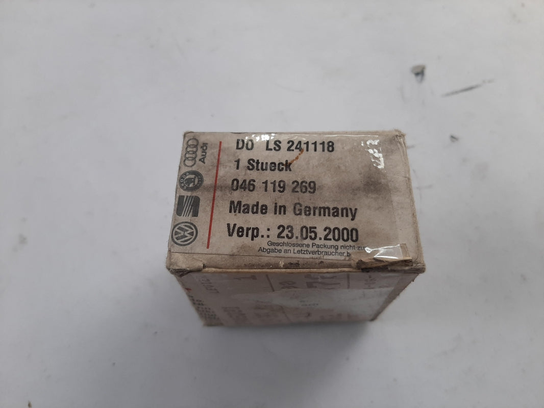 Original OE Volkswagen Halter 046119269