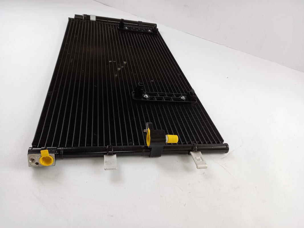 Original OE Volkswagen Klimakondensator 8K0260403M