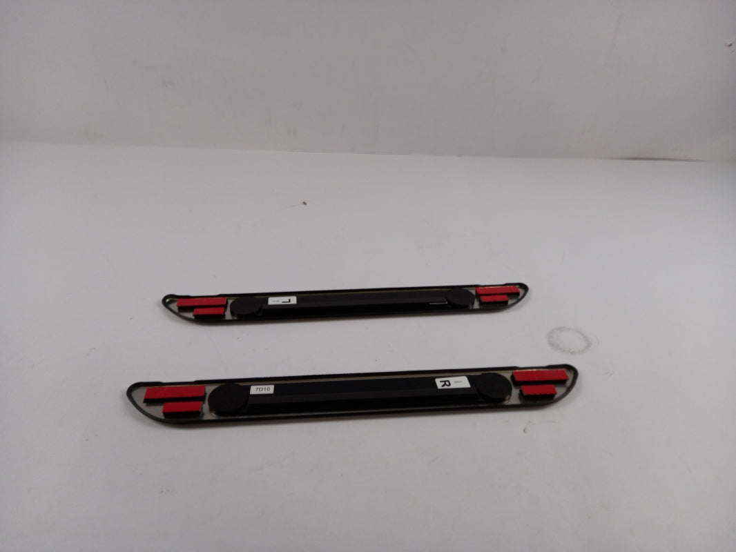 Original NISSAN Qashqai (J11B) Einstiegsleisten Satz Beleuchtet Vorne KE967HV540