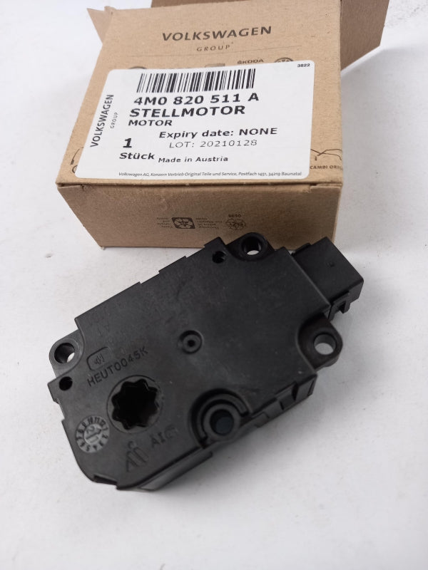 Original OE Volkswagen Stellantrieb 4M0820511A