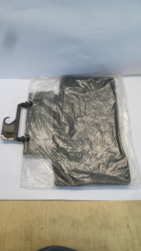 Original OE MERCEDES-BENZ Fußmattensatz A25368038039G33