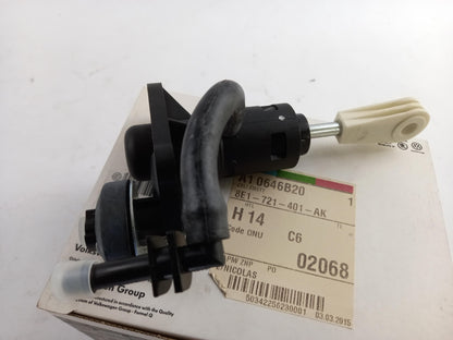 Original OE Volkswagen Kupplungsgeberzylinder 8E1721401AK