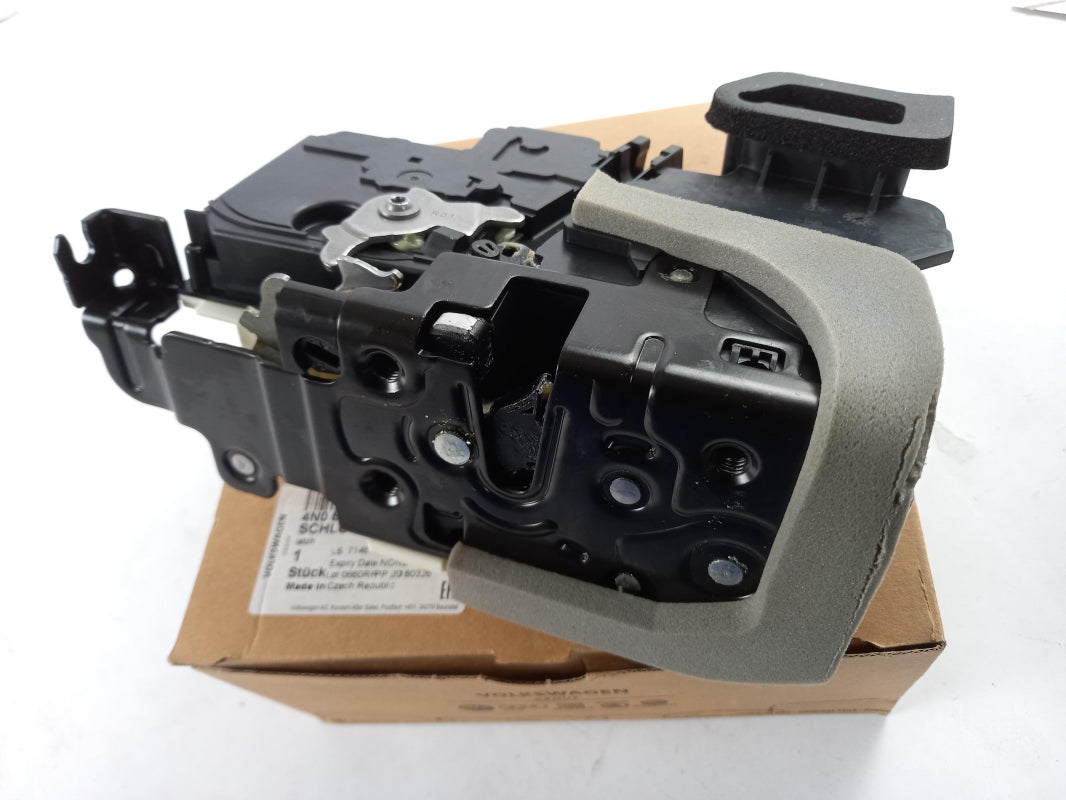 Original OE Volkswagen Türschloss 4N0839016D