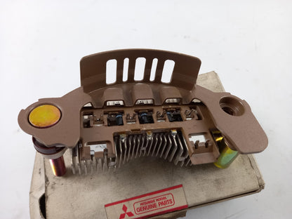 Original OE MITSUBISHI Lichtmaschine Gleichrichter MD618745