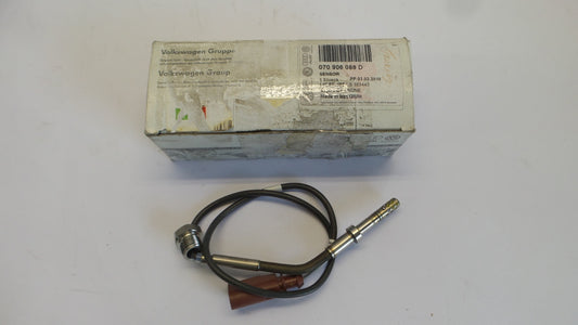 Original VW Touareg '06-'10 Abgastemperaturgeber vor Partikelfilter 070906088D