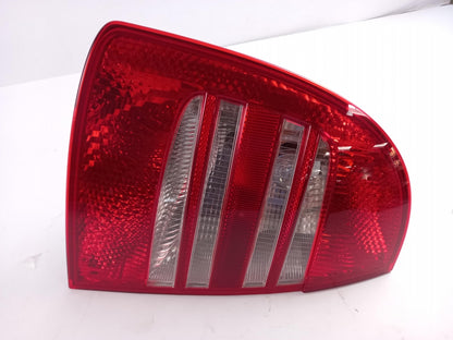 Original OE Volkswagen Heckleuchte 3U5945111