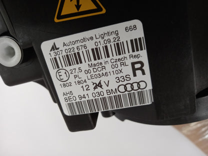 Original AUDI A4 (8E) 2005-2009 Frontscheinwerfer Rechts 8E0941030BM