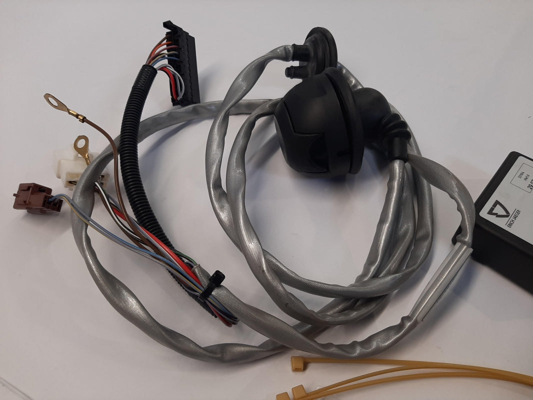 Original OE NISSAN Anhängerkupplung Elektrosatz KE505HV500