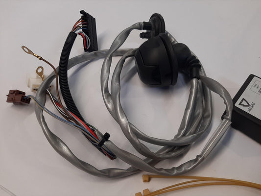 Original OE NISSAN Anhängerkupplung Elektrosatz KE505HV500