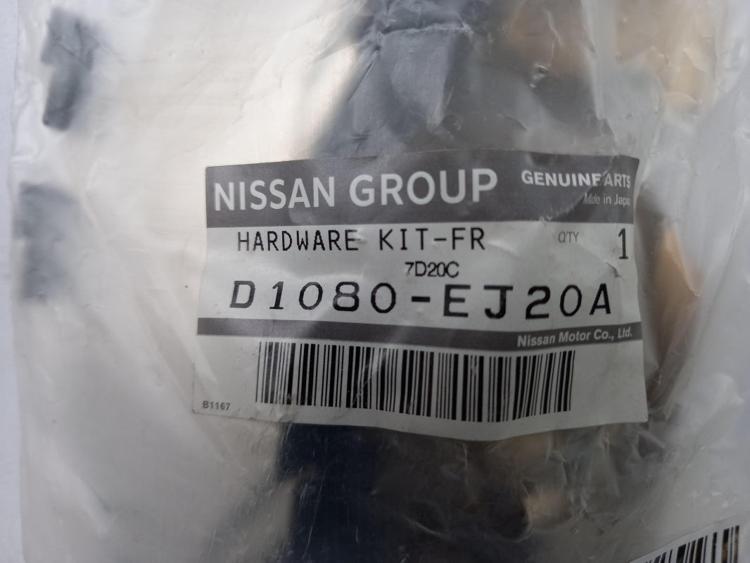 Original OE NISSAN Scheibenbremsbeläge Zubehörsatz D1080EJ20A