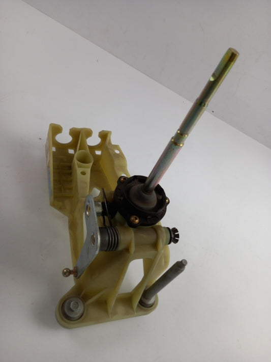 Original OE MERCEDES-BENZ Schalthebel A1683600809