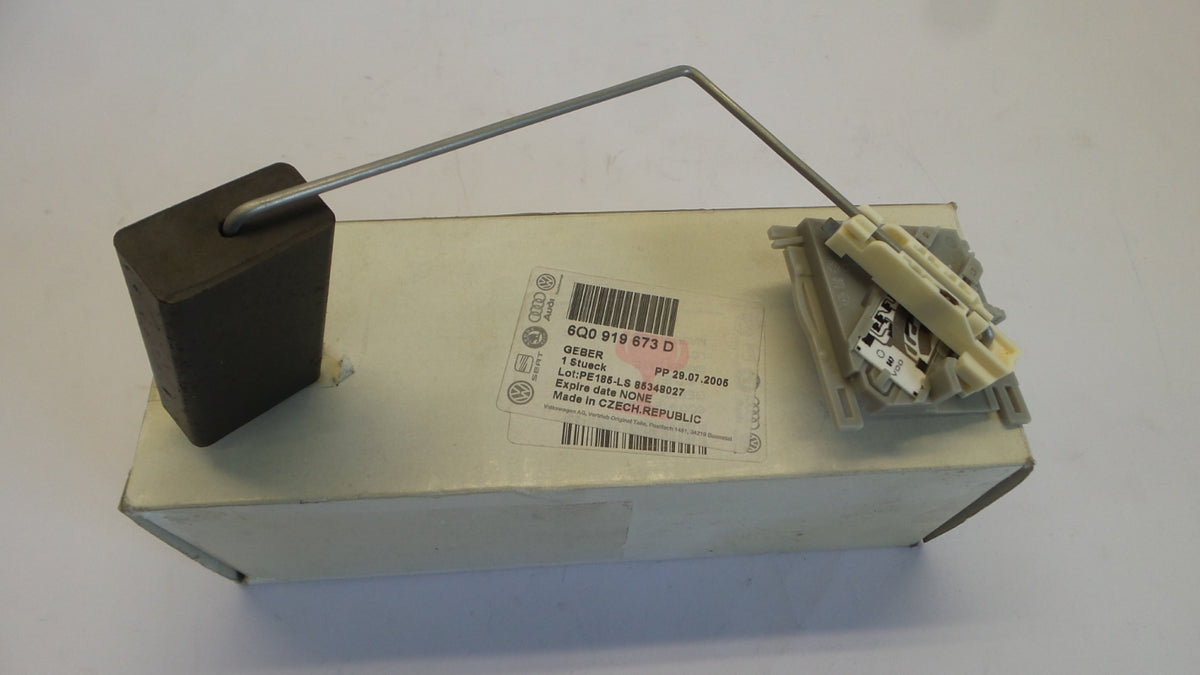 Original VW Fox Polo SKODA Fabia SEAT Ibiza Kraftstoffvorrat Sensor 6Q0919673D
