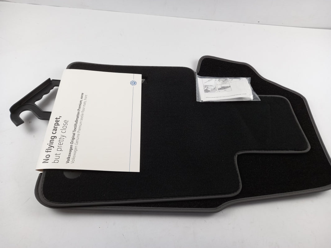 Original OE Volkswagen Fußmattensatz 7T1061275WGK