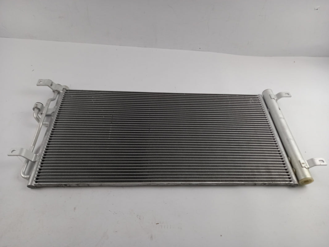 Original OPEL Antara CHEVROLET Captiva A/C Kondensator Klimaanlage 20874703