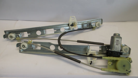 Original RENAULT Megane II Fensterheber mit Motor vorne rechts 8200075938