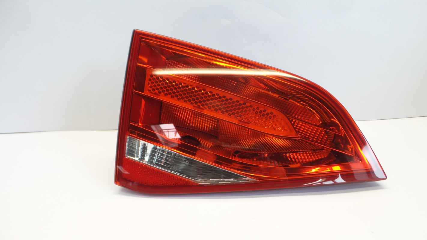 Original AUDI A4 Limousine '08-'12 Schlussleuchte Heckleuchte links 8K5945093