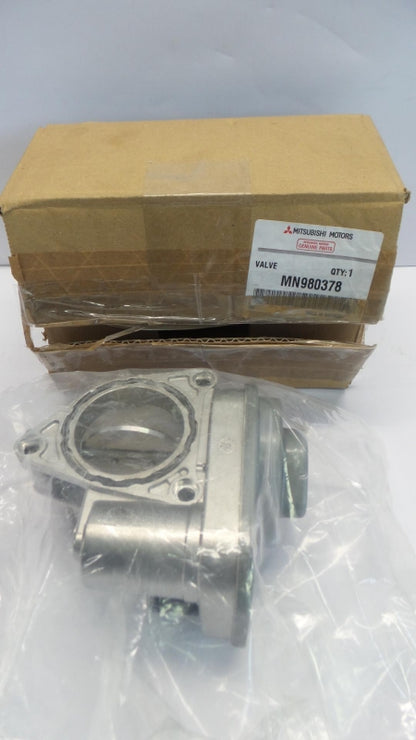 Original MITSUBISHI Grandis Outlander II 2.0d Drosselklappenstutzen MN980378
