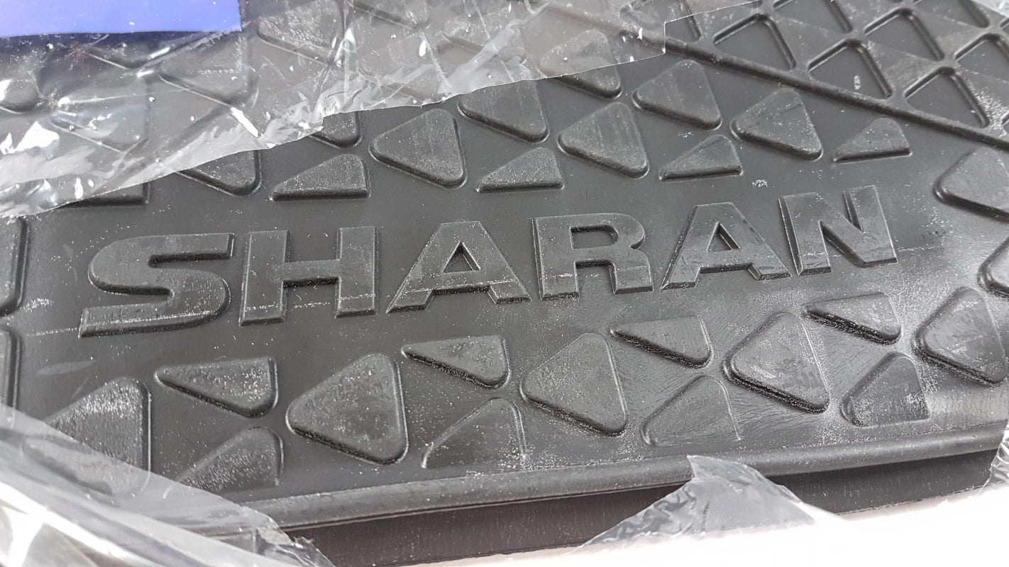 Original VW Sharan II 2011-2022 Fußmattensatz Gummi (2 Stück) Vorne 7N1061501041