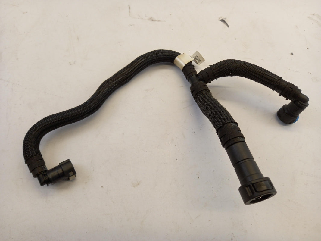 Original BMW X5 G05 2018-2019 Kraftstoffleitung 13538579959