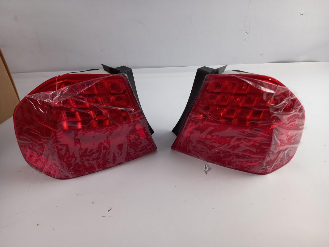 Original BMW 3' E90 Heckleuchte Rückleuchte Satz 63214871752