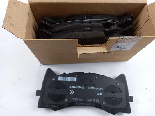 Original OE MERCEDES-BENZ Bremsbeläge A0004209400