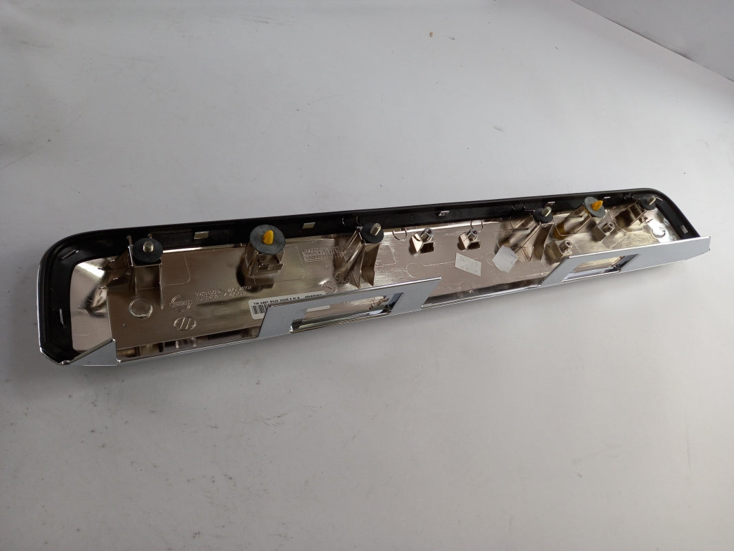 Original OE NISSAN Kofferraum Griff 90810EB50B