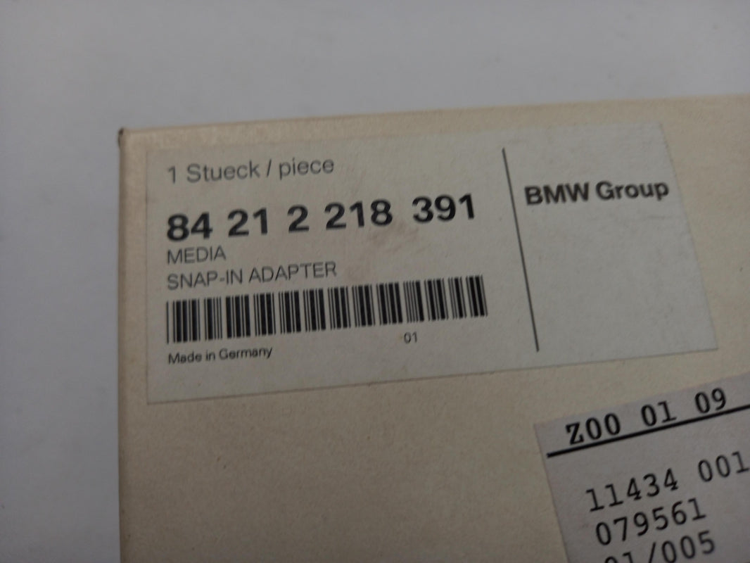 Original BMW Handyhalter Snap-In Adapter Media iPhone 3G/3GS 84212218391