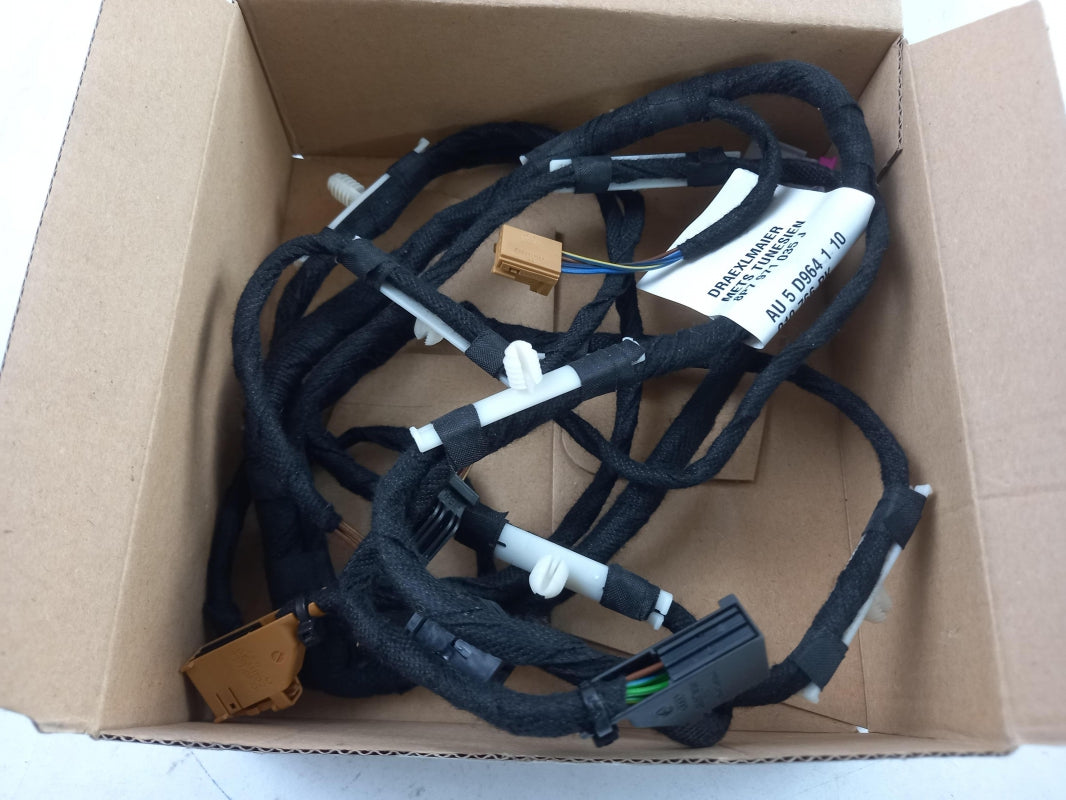 Original OE Volkswagen door wiring harness 8P7971035J 