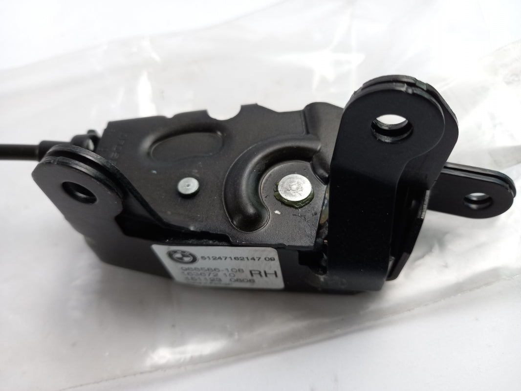 Original OE BMW tailgate lock 51247162147 