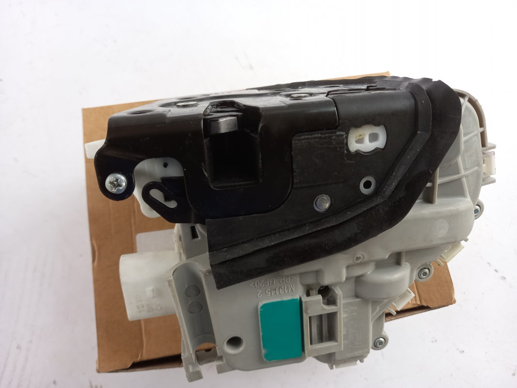 Original OE Volkswagen Türschloss 8X1837015C