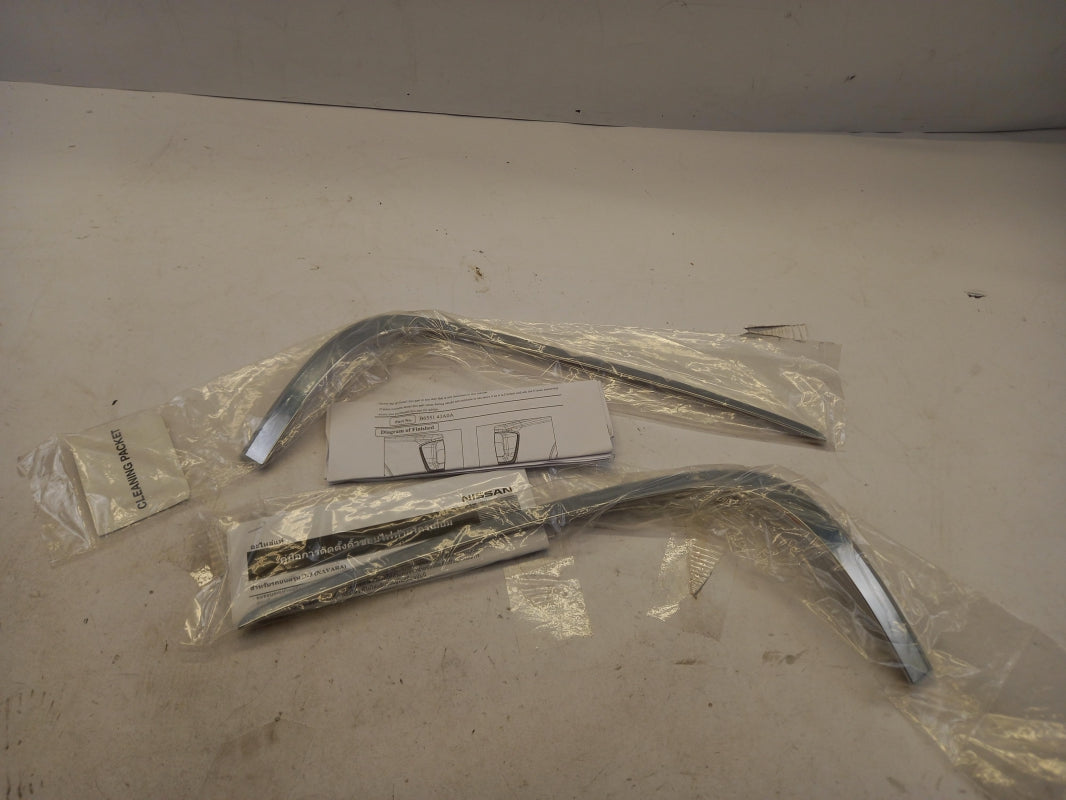 Original NISSAN Navara D23M headlight trim strip rear pair chrome B65514JA0A 