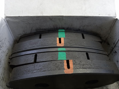 Original OE MAZDA Bremsbeläge KCYR3328Z