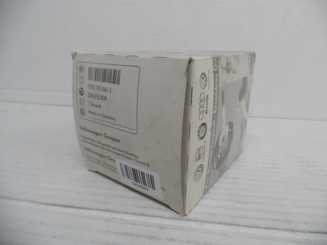 Original AUDI A4 A6 A8 VW Passat SKODA Superb 2.6-3.0 Benzin Ölfilter 078115561J