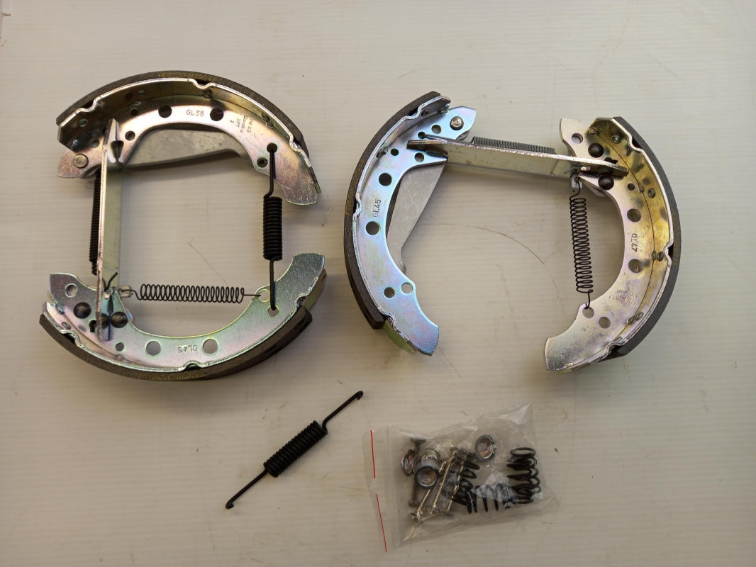 Original OE Volkswagen Bremsbackensatz 6C0698520A