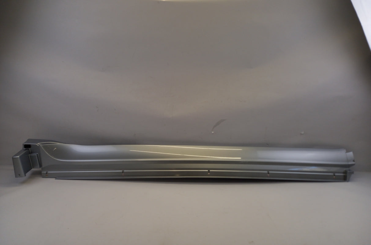 Original OE MITSUBISHI Schweller MN117300HD