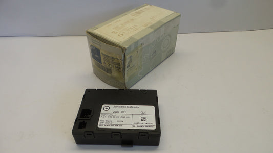 Original MERCEDES-BENZ W169 W203 W211 W220 W245 Zentrales Gateway A2115403545
