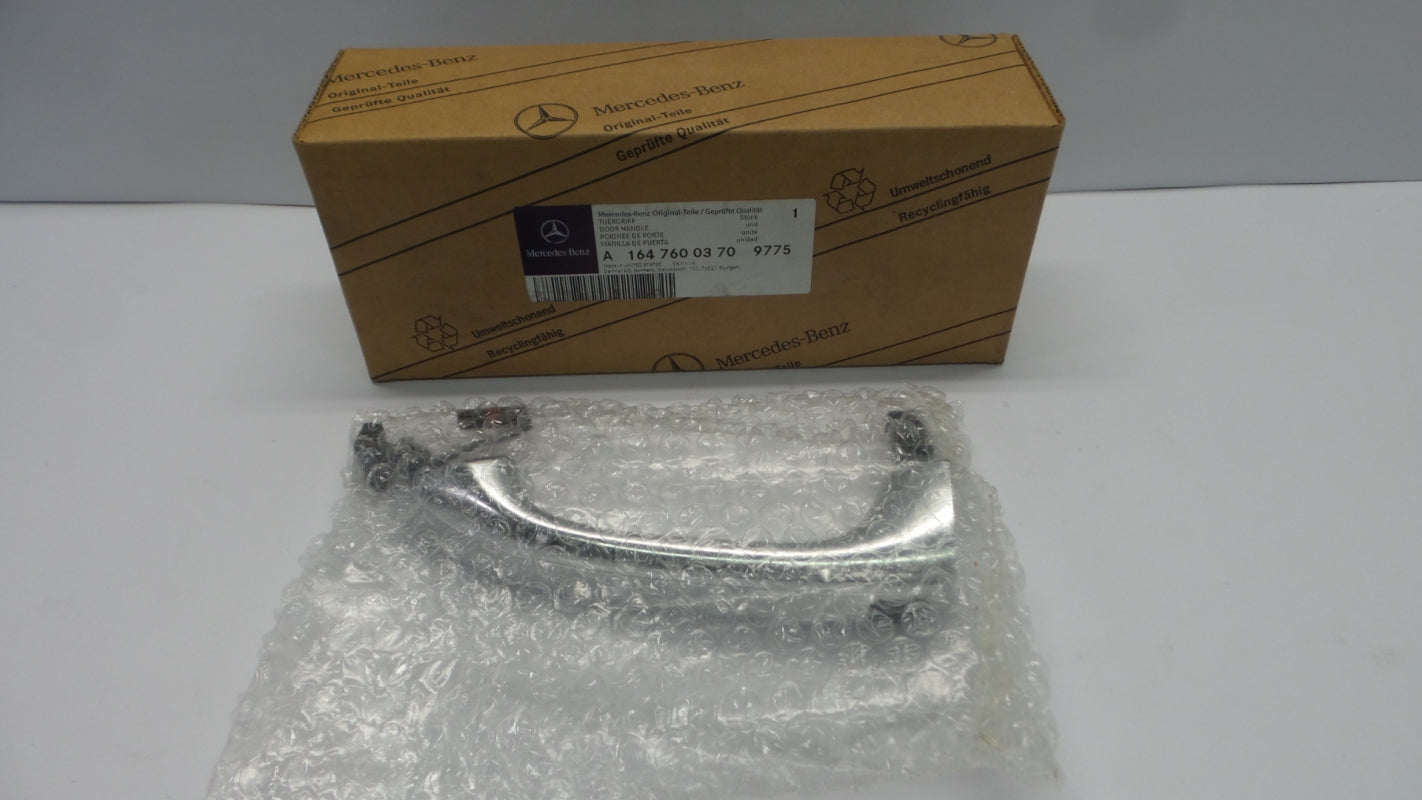 Original MERCEDES-BENZ W251 W164 X164 Türgriff links A16476003709775