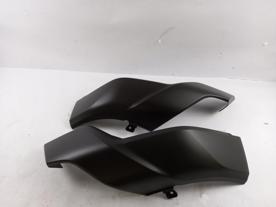 Original NISSAN X-Trail 2017-2022 Stylingschild vorne mit Over Rider KE5406F04A