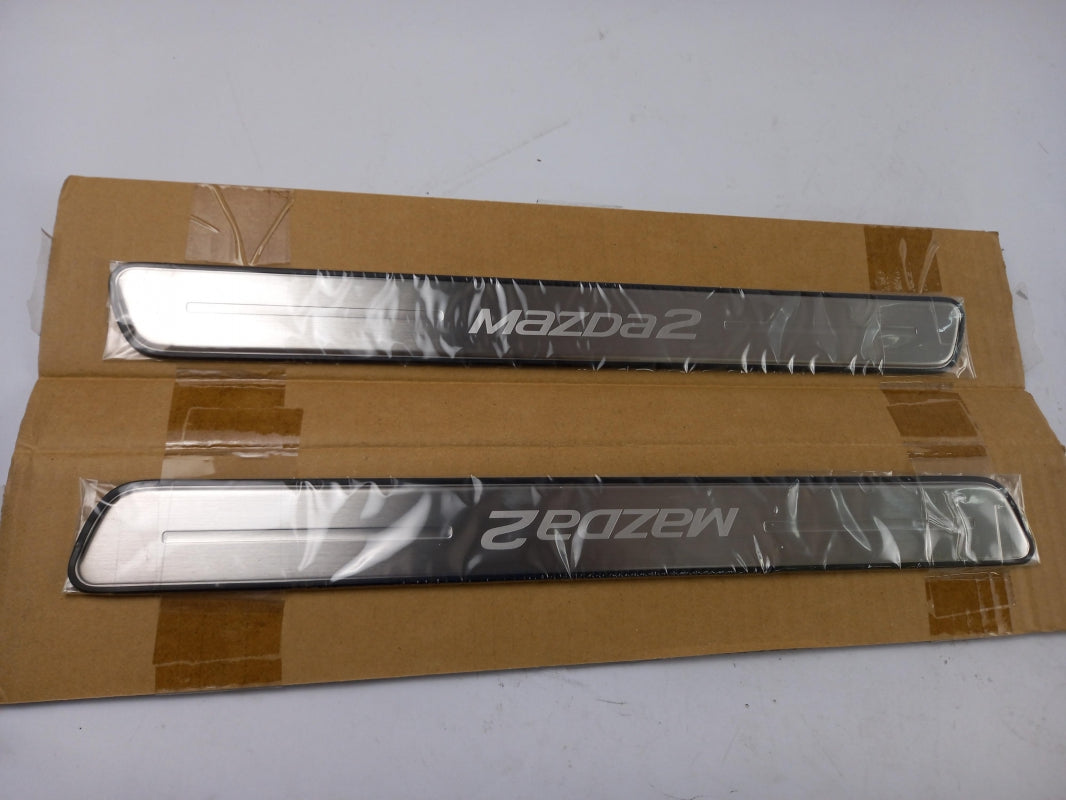 Original MAZDA2 Einstiegsleisten Satz 2-Stück Aluminium vorne DA6CV1370