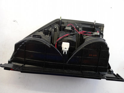 Original OE MITSUBISHI Heckleuchte MR954703