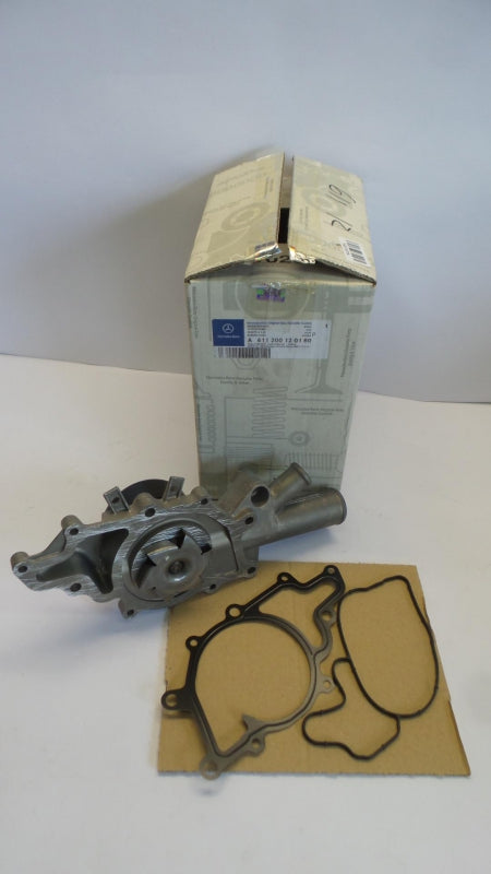 Original MERCEDES-BENZ W163 W202 W203 C209 W210 OM611 Wasserpumpe A611200120180