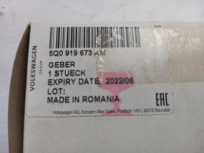 Original OE Volkswagen Kraftstoffvorrat Sensor 5Q0919673AM