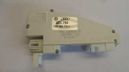 Original OE Volkswagen Zentralverriegelung Stellmotor 7M0959775E