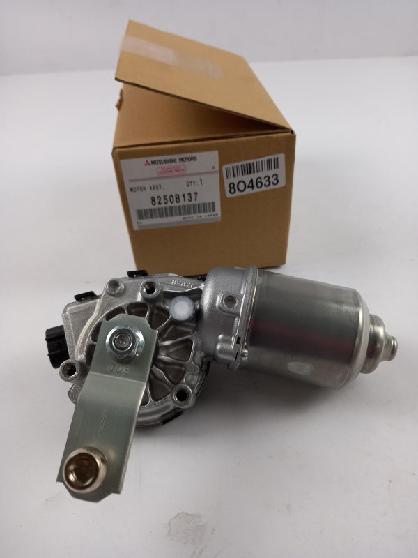 Original MITSUBISHI Outlander III (2012-2023) Front Wiper Motor 8250B137 